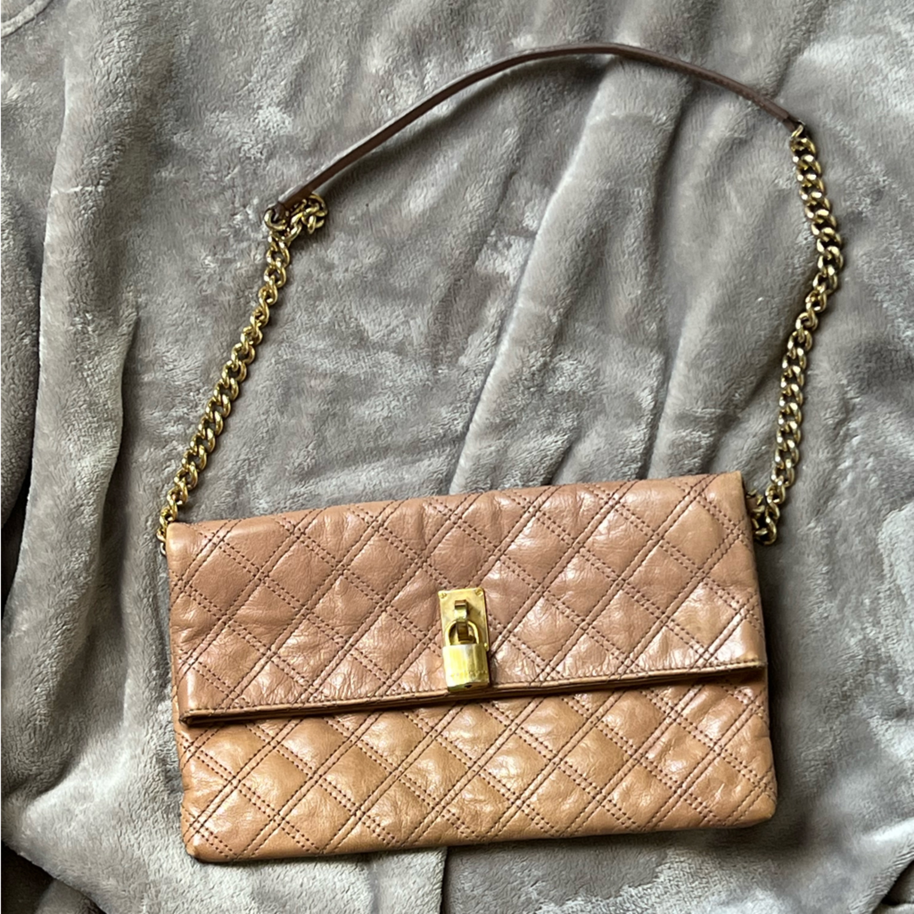 Marc Jacobs Dusty Pink Leather Chain Clutch With Locker